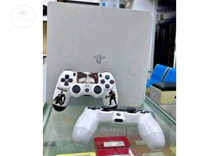 Listing Fallback Image