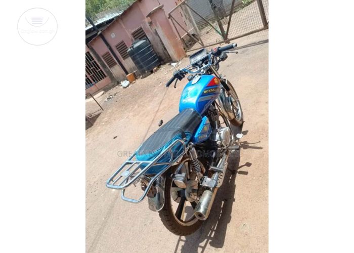 Royal 125