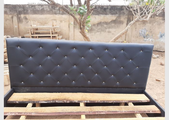 FORIEGN KING SIZE BED FRAME 