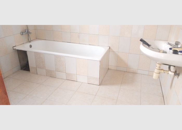 Three bedroom house for rent at spintex com 20