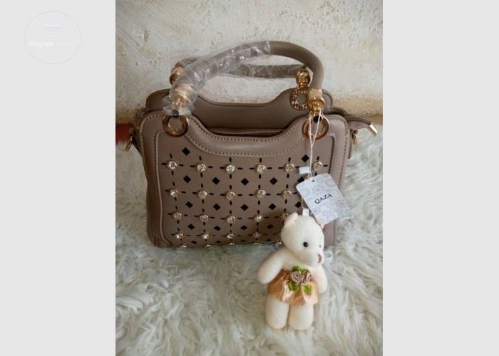 Classy ladies bags and purses available