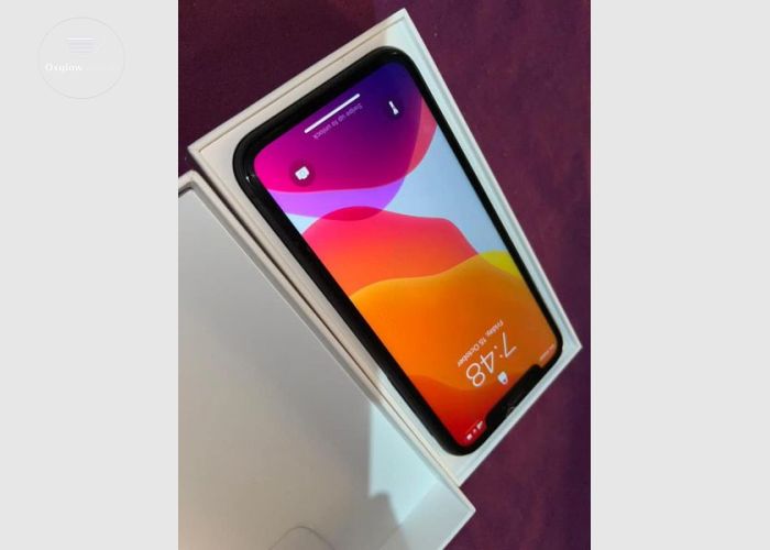 iPhone 11