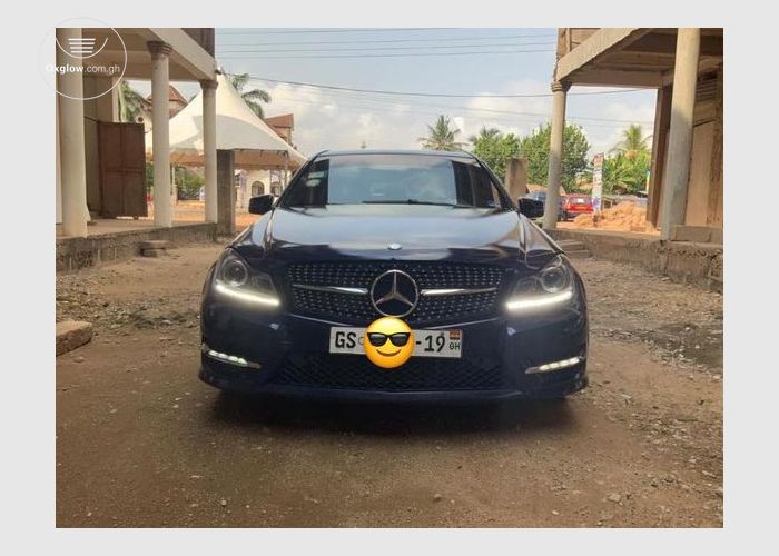 Mercedes Benz C250 4Matic 2013 Model