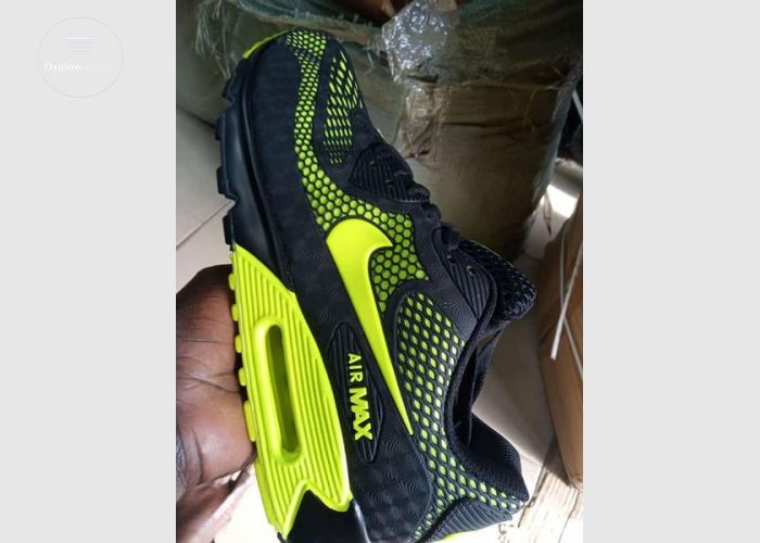 Unisex Sneakers