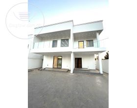 Executive 4 bedrooms